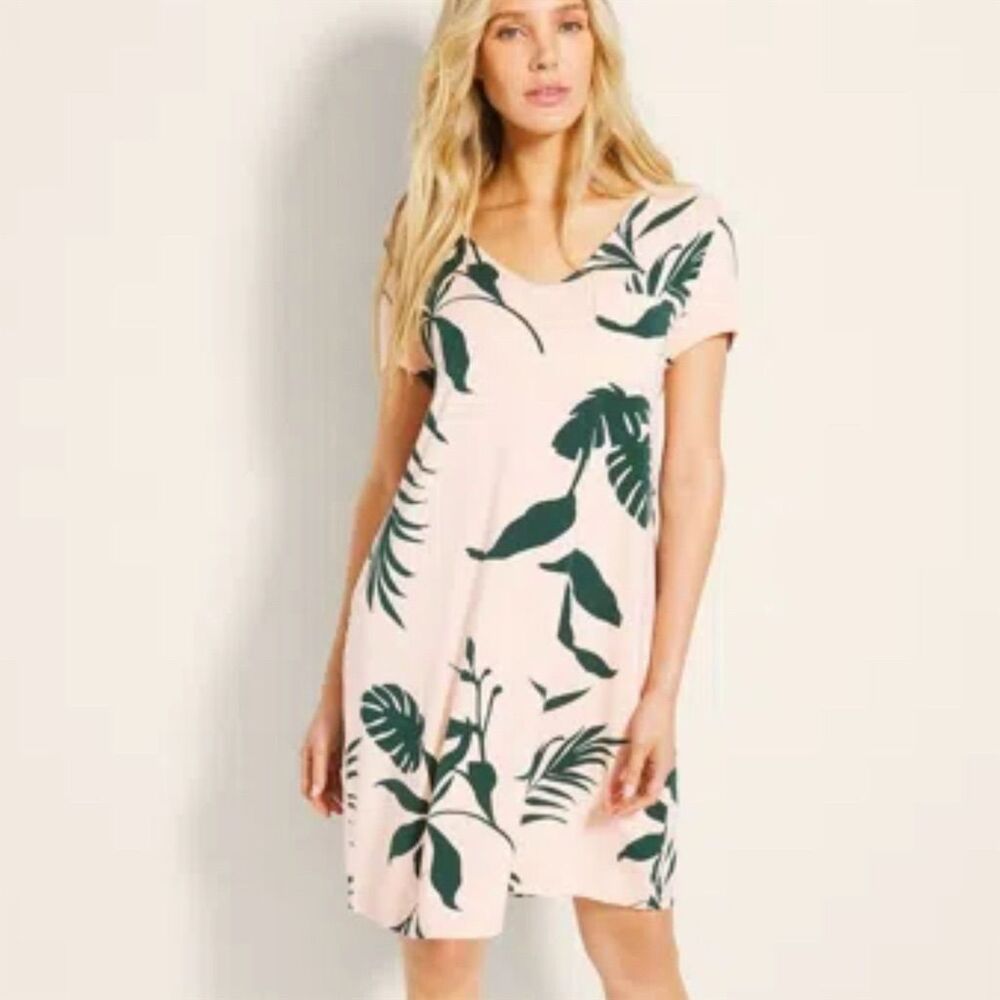 Soma Women's Floral Sleepshirt L Multicolor Short Sleeve with Pocket